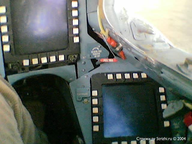 Ngac nhien buong lai cua tiem kich da nang Su-27M-Hinh-8
